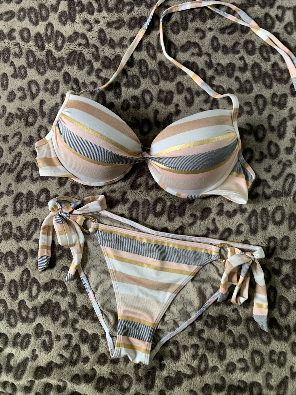 Victoria’s Secret Push-up Bikini Set